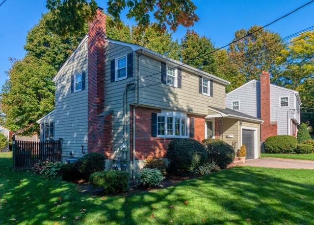 Property at 18 Lorraine Ter, Marblehead, MA 01945, 4 beds, 2.5 baths