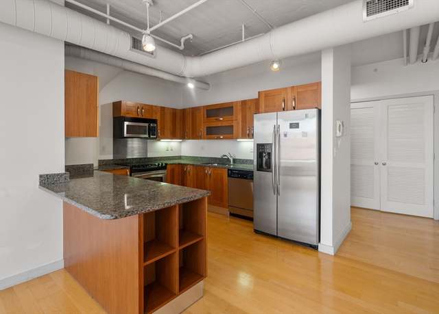 Property at 210 South St Unit 9-3, Boston, MA 02111, 1 bed, 2 baths