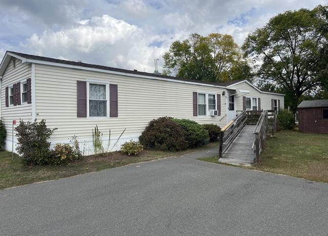 Property at 143 West St #32, Hatfield, MA 01038, 2 beds, 1 bath