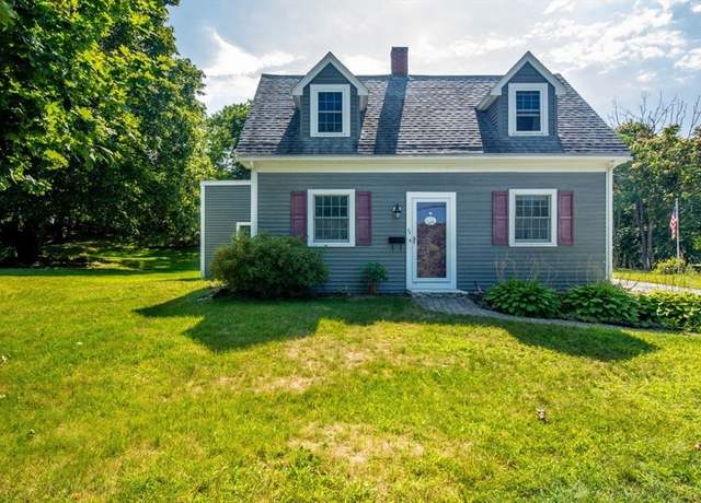 Property at 44 Iron Hill St, Weymouth, MA 02189, 3 beds, 1 bath