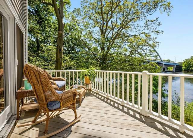 Property at 18 Hawkswood Ests #18, Amesbury, MA 01913, 3 beds, 3.5 baths