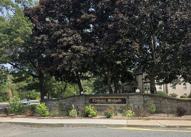 Property at 116 Oak Ln #12, Brockton, MA 02301, 1 bed, 1 bath