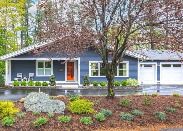 Property at 7 Peter Hobart Dr, Hingham, MA 02043, 3 beds, 1.5 baths