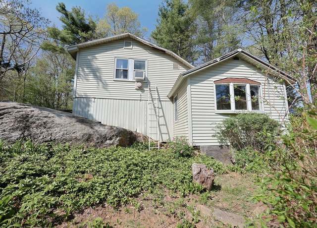 Property at 6 Hillside Rd, Holland, MA 01521, 2 beds, 1 bath