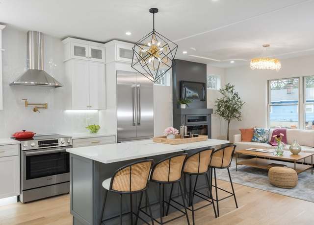 Property at 6 Gordon Rd, Arlington, MA 02474, 5 beds, 4.5 baths