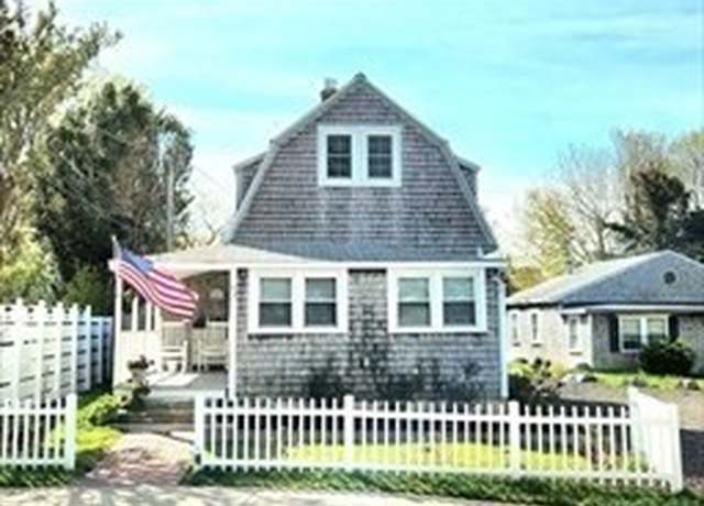 Property at 109 White Horse Rd #1, Plymouth, MA 02360, 2 beds, 2 baths