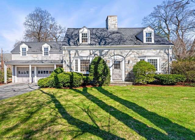 Property at 25 Stafford Rd, Lowell, MA 01852, 3 beds, 2.5 baths