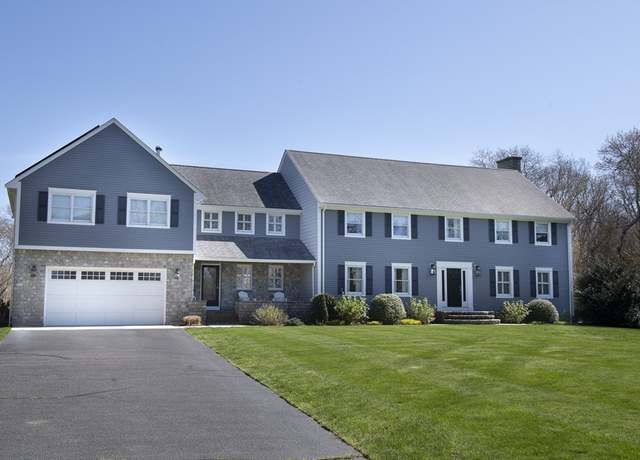 Property at 3 Goulart Memorial Dr, Fairhaven, MA 02719, 5 beds, 4 baths