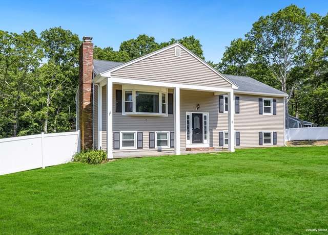 Property at 9 Meredith Rd, Sandwich, MA 02644, 3 beds, 2 baths