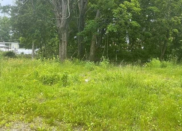 Property at 4 Tamarack St, Lowell, MA 01851