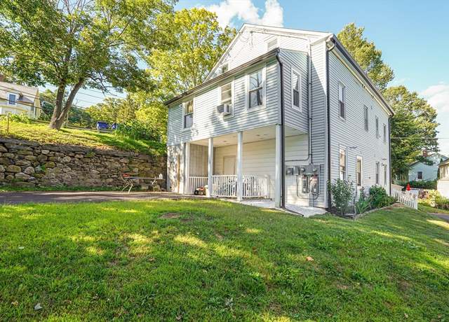 Property at 621 Main St Unit A, Sturbridge, MA 01518, 3 beds, 1.5 baths