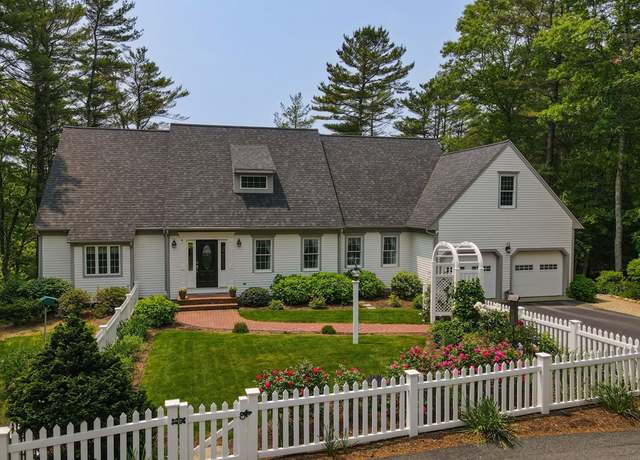 Property at 4 Canterbury Ln, Bourne, MA 02532, 5 beds, 3 baths