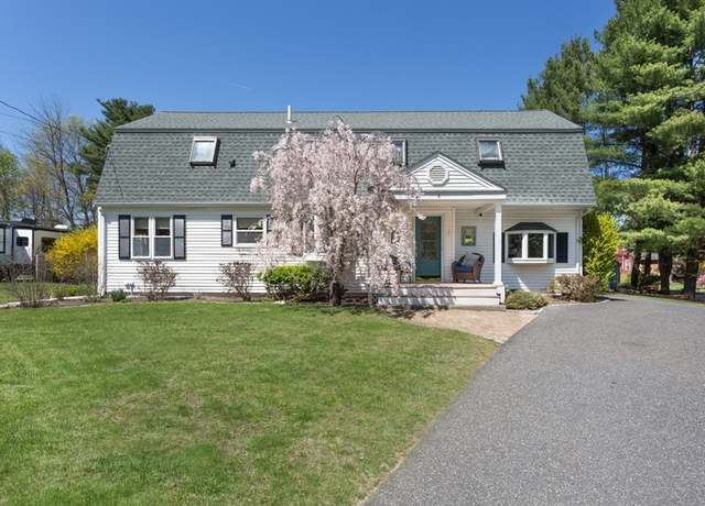 Property at 8 Haverstock Rd, Franklin, MA 02038, 4 beds, 2 baths