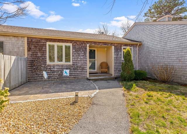 Property at 288 Riverbay Way #288, Falmouth, MA 02536, 2 beds, 3 baths