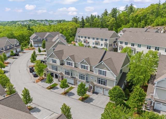 Property at 5 Manor Dr Unit B, Hooksett, NH 03106, 3 beds, 2.5 baths