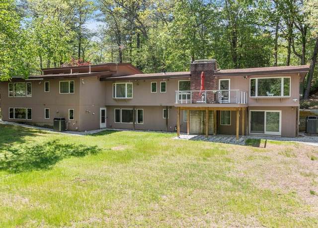 Property at 77 Temple Rd, Concord, MA 01742, 5 beds, 4.5 baths
