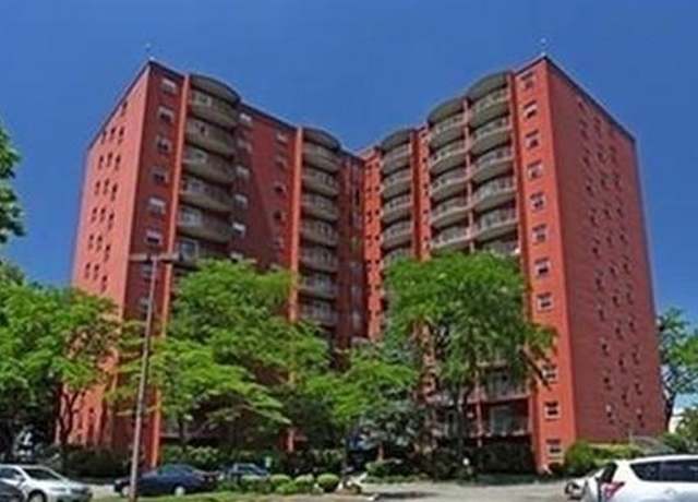 Property at 115 W Squantum St #809, Quincy, MA 02171, 1 bed, 1 bath