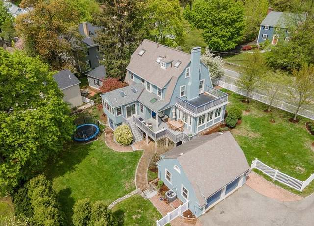 Property at 9 Oakland St, Wellesley, MA 02481, 5 beds, 3 baths