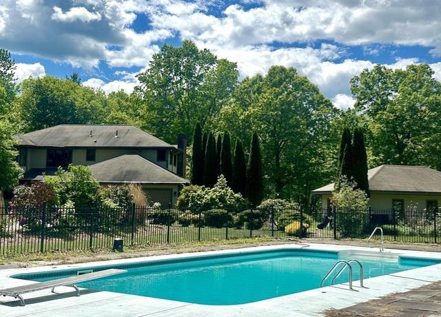 Property at 201 Main St, Williamsburg, MA 01039, 4 beds, 3.5 baths