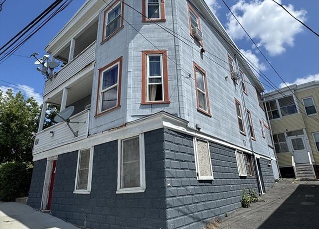 Property at 39 Ayer St, Haverhill, MA 01832, 6 beds, 3 baths