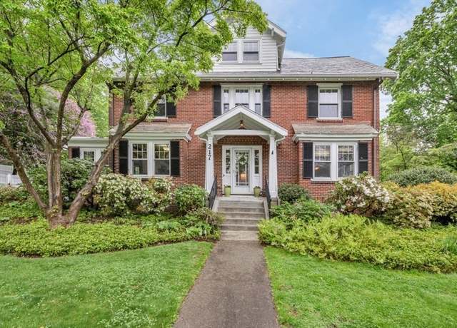 Property at 217 Plymouth Rd, Newton, MA 02461, 5 beds, 4.5 baths