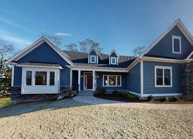 Property at 660 Pine St, Seekonk, MA 02771, 3 beds, 2.5 baths
