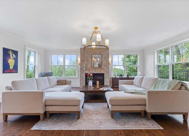 Property at 199 Winchester St #199, Brookline, MA 02446, 4 beds, 3.5 baths