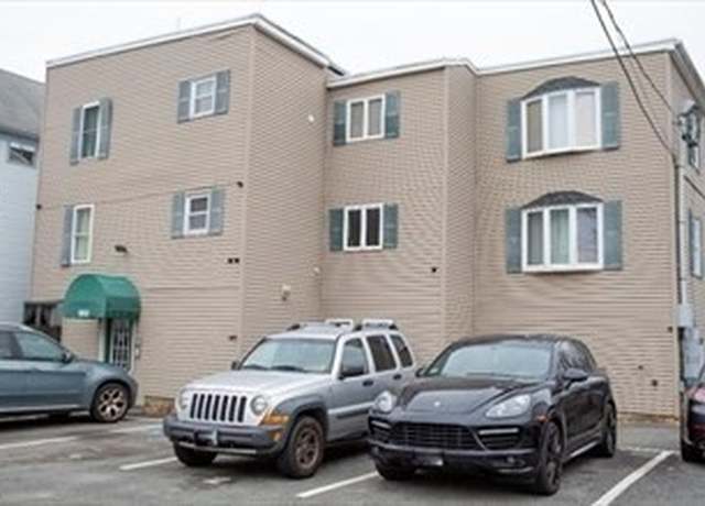 Property at 1928 N Main St #4, Fall River, MA 02720, 3 beds, 1 bath