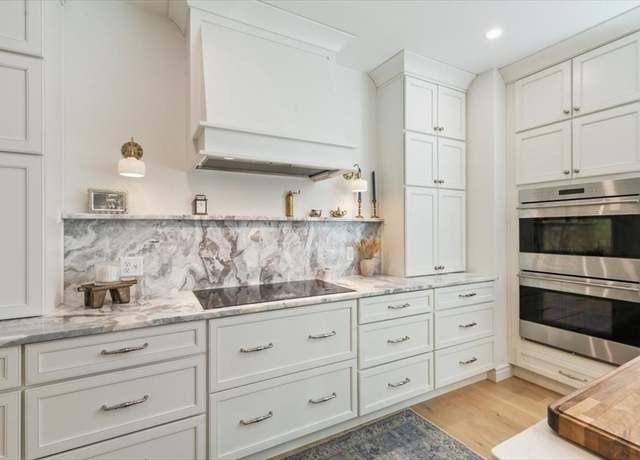 Property at 17 Main St, Newbury, MA 01922, 4 beds, 3 baths