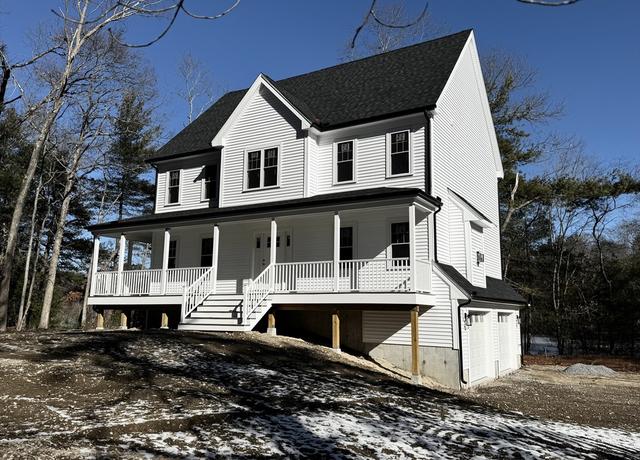 Property at 80 Willis Pond Rd, Taunton, MA 02780, 4 beds, 2.5 baths