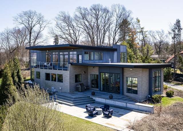 Property at 85 Forbes Rd, Milton, MA 02186, 5 beds, 5.5 baths