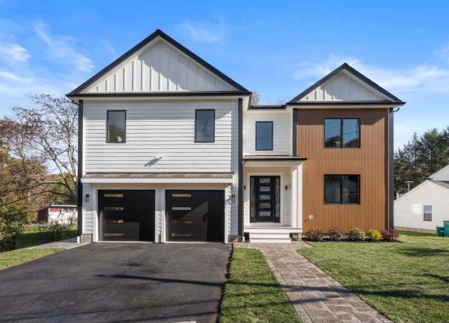 Property at 190 Upland Ave, Newton, MA 02461, 5 beds, 5.5 baths