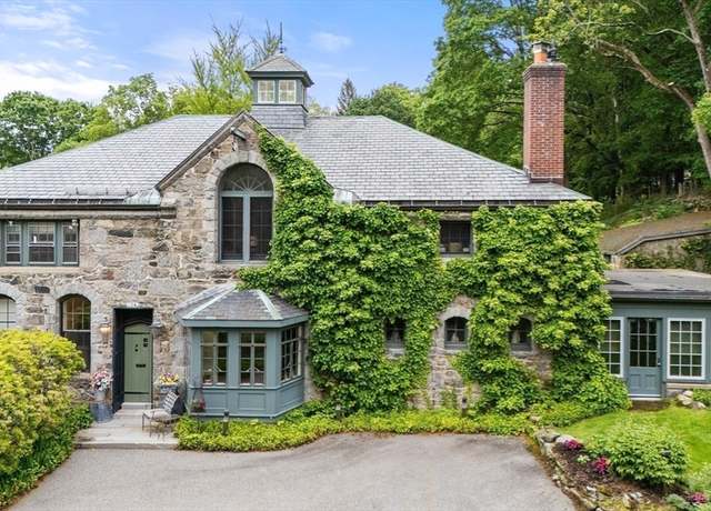 Property at 74 Warren St, Newton, MA 02459, 4 beds, 2.5 baths