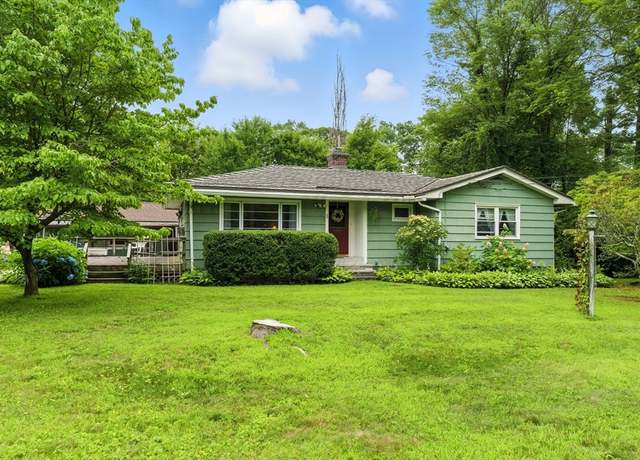 Property at 20 Harney St, West Springfield, MA 01089, 3 beds, 1 bath