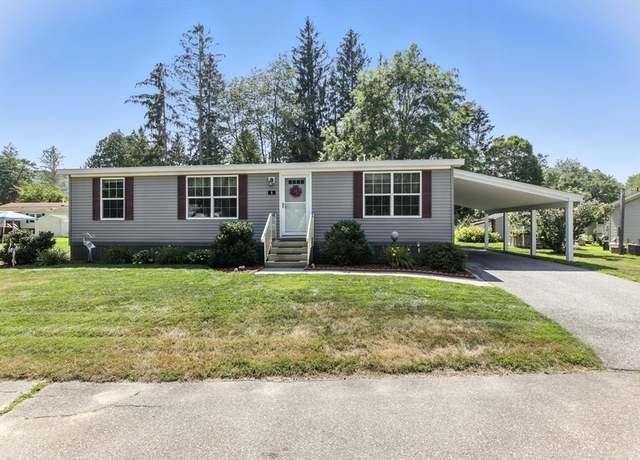 Property at 9 Riverview Cir, Brimfield, MA 01010, 3 beds, 2 baths
