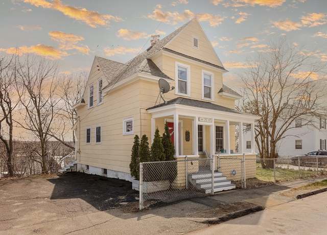 Property at 15 Loring St, Worcester, MA 01606, 3 beds, 1.5 baths