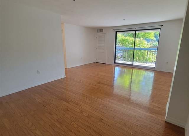 Property at 22 Railroad St #115, Andover, MA 01810, 2 beds, 2 baths