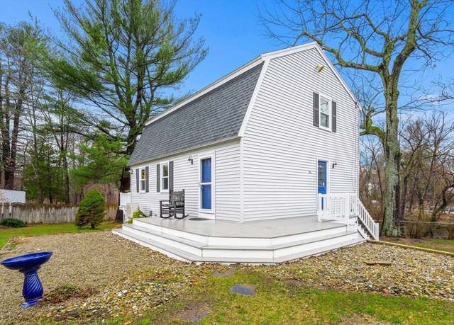 Property at 134 Nichols St, Wilmington, MA 01887, 2 beds, 1.5 baths