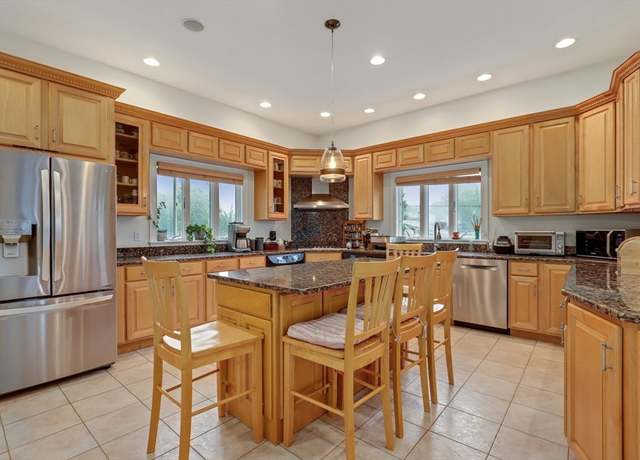 Property at 13 Essex St, Lynn, MA 01902, 4 beds, 2.5 baths