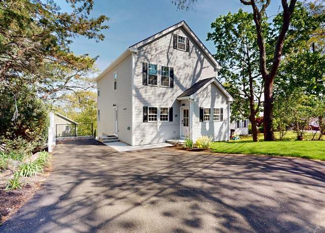 Property at 59 Marivista Ave, Waltham, MA 02451, 3 beds, 3.5 baths