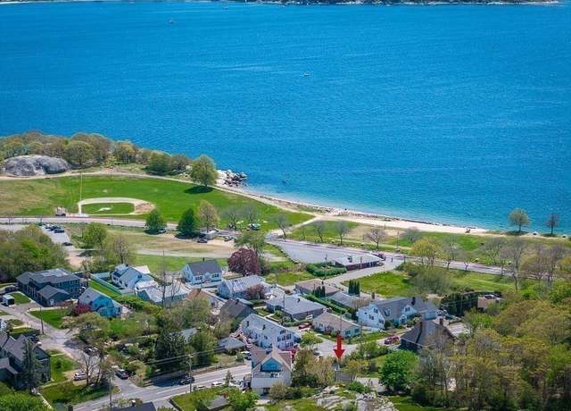 Property at 205 Western Ave, Gloucester, MA 01930, 4 beds, 2 baths