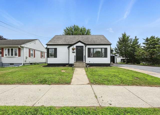 Property at 21 Meeting House Rd, Chicopee, MA 01013, 4 beds, 1 bath