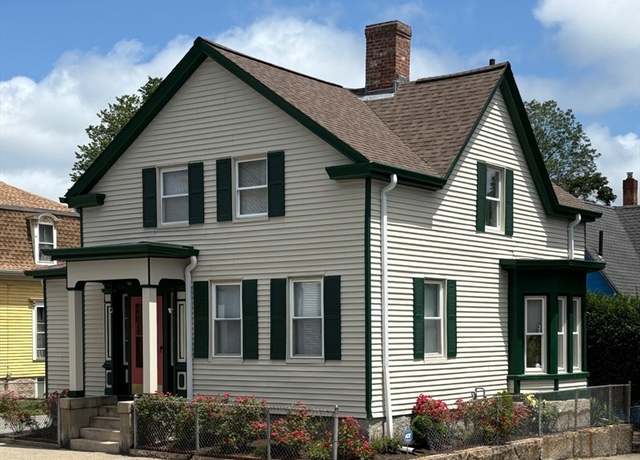 Property at 622 County, New Bedford, MA 02740, 4 beds, 3 baths