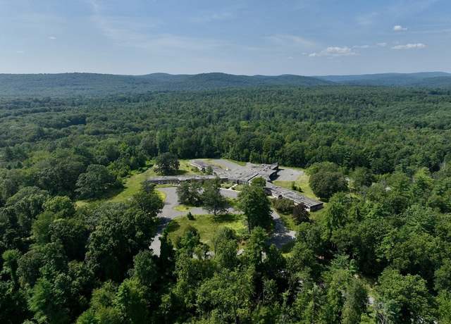 Property at 222 River Rd, Northampton, MA 01053