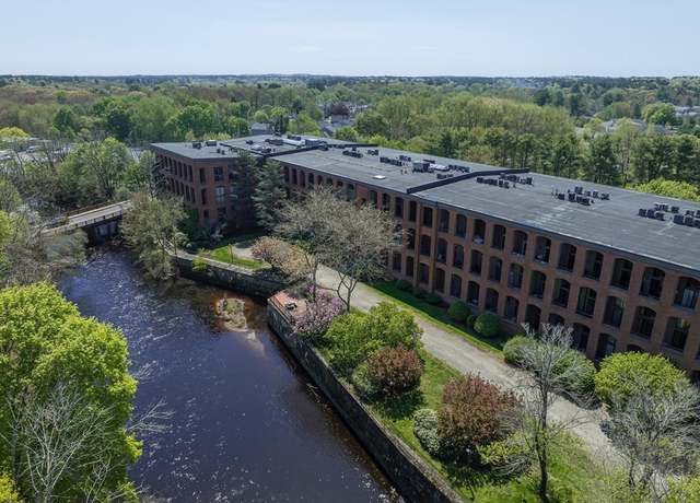 Property at 96 Old Colony #215, Taunton, MA 02718, 1 bed, 1 bath