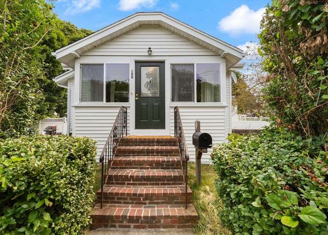 Property at 100 Harding Ave, Weymouth, MA 02188, 2 beds, 1 bath