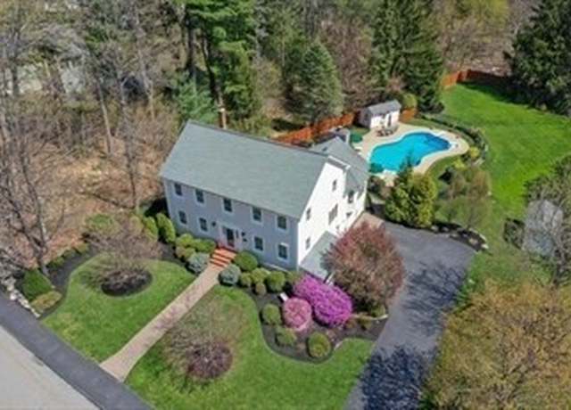 Property at 69 Colonial Dr, Leominster, MA 01453, 4 beds, 3.5 baths