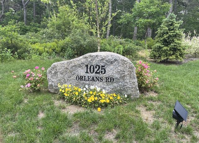 Property at 1025 Orleans Rd, Harwich, MA 02645, 4 beds, 4.5 baths