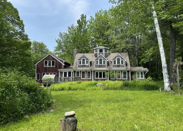 Property at 7 Sundown Dr, Goshen, MA 01096, 3 beds, 2.5 baths