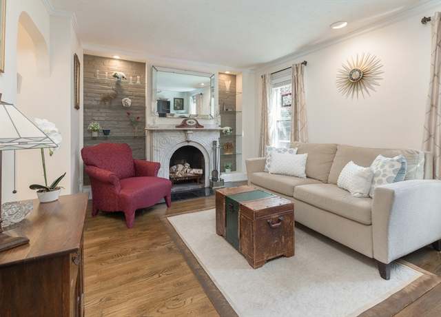 Property at 10 Dartmouth Pl #1, Boston, MA 02116, 1 bed, 1 bath